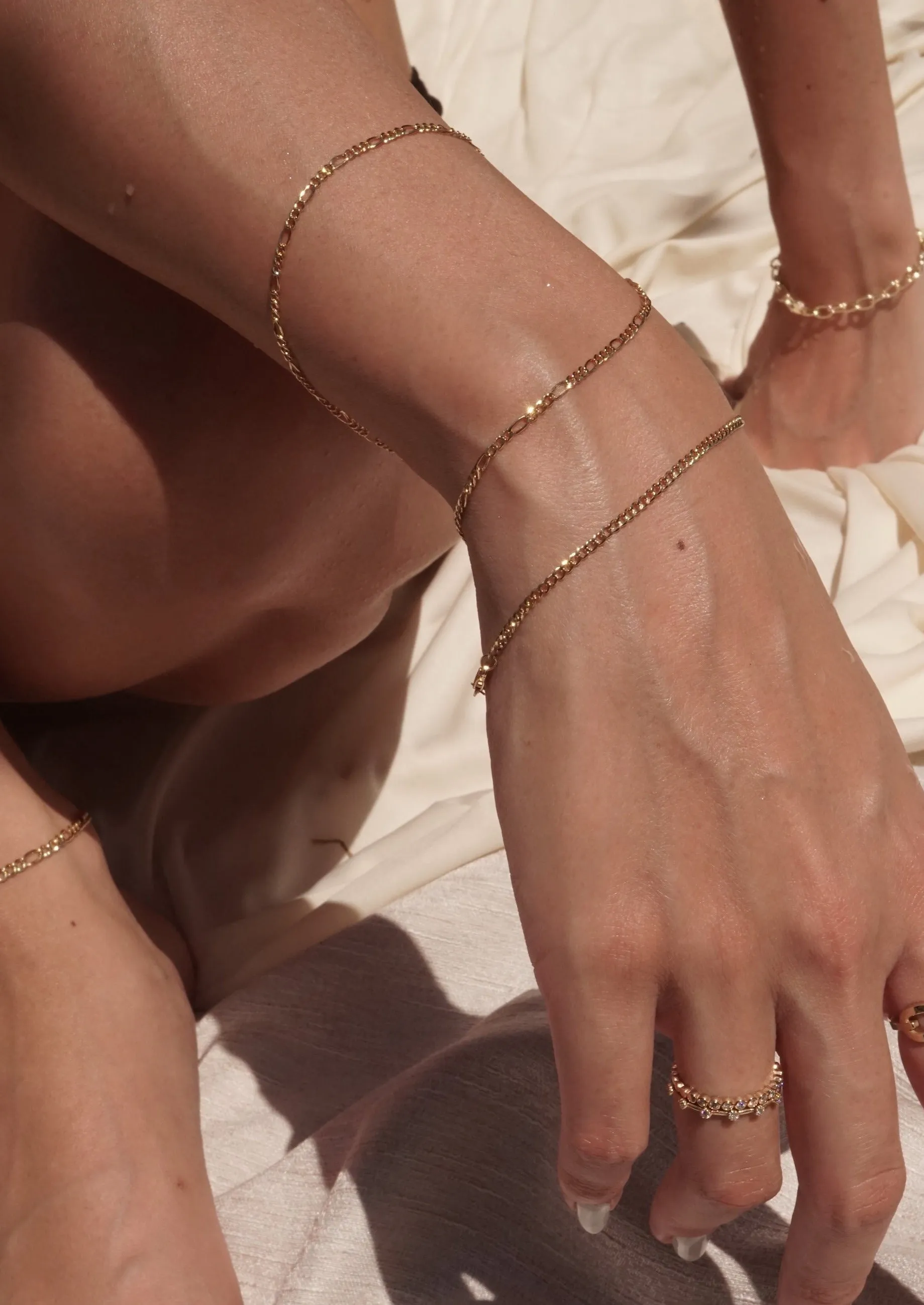 10k Gold Figaro Bracelet