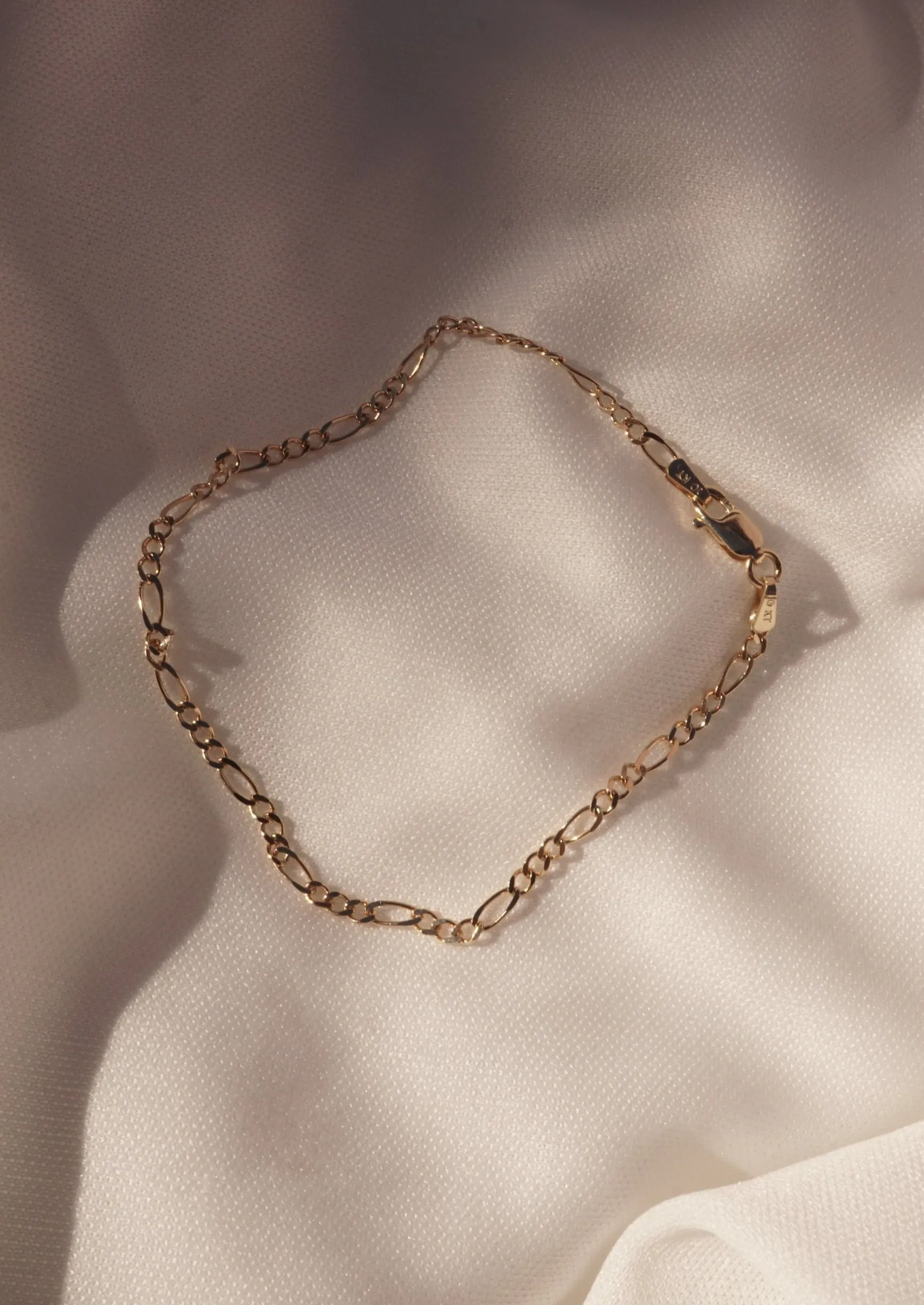 10k Gold Figaro Bracelet
