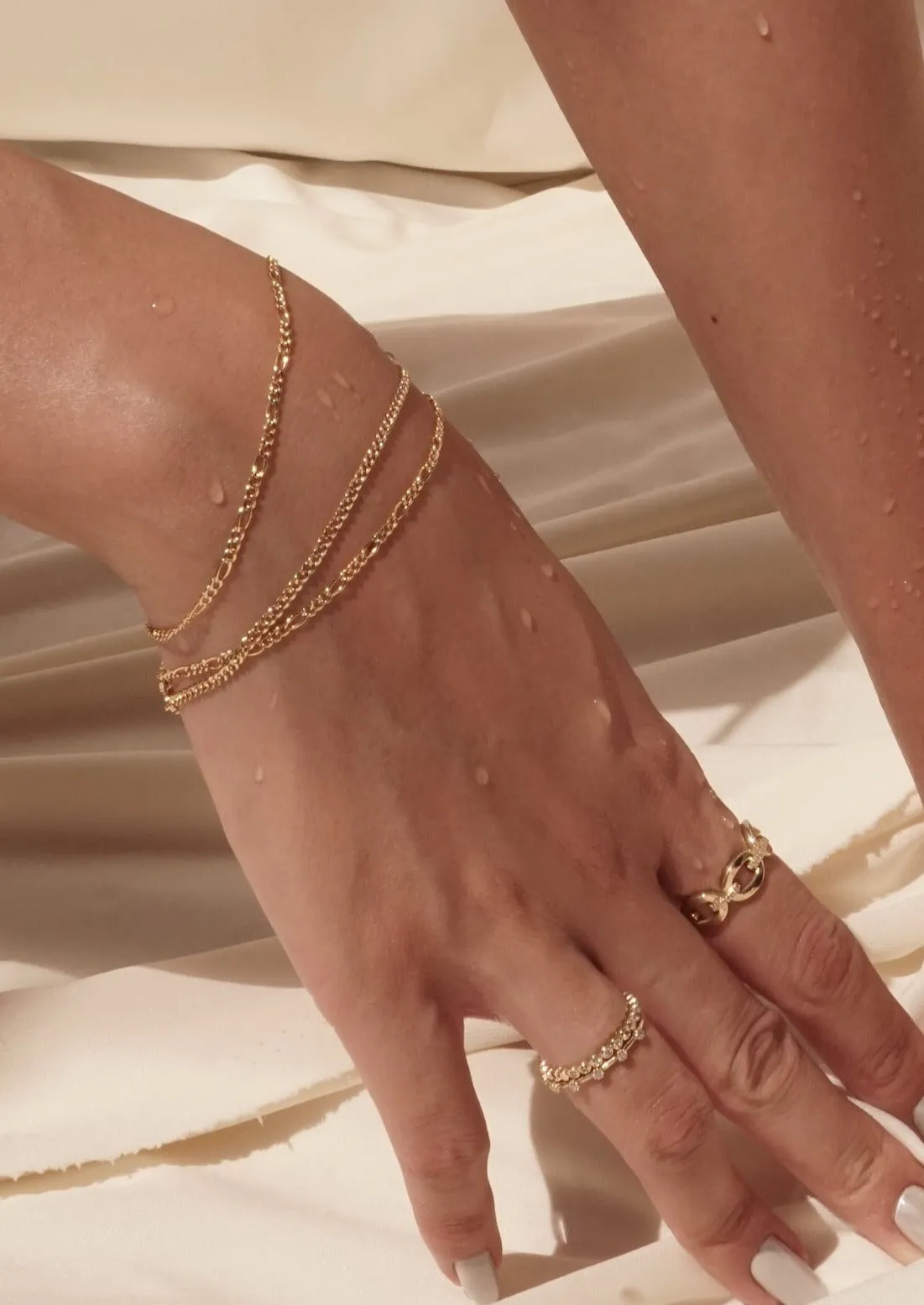 10k Gold Figaro Bracelet