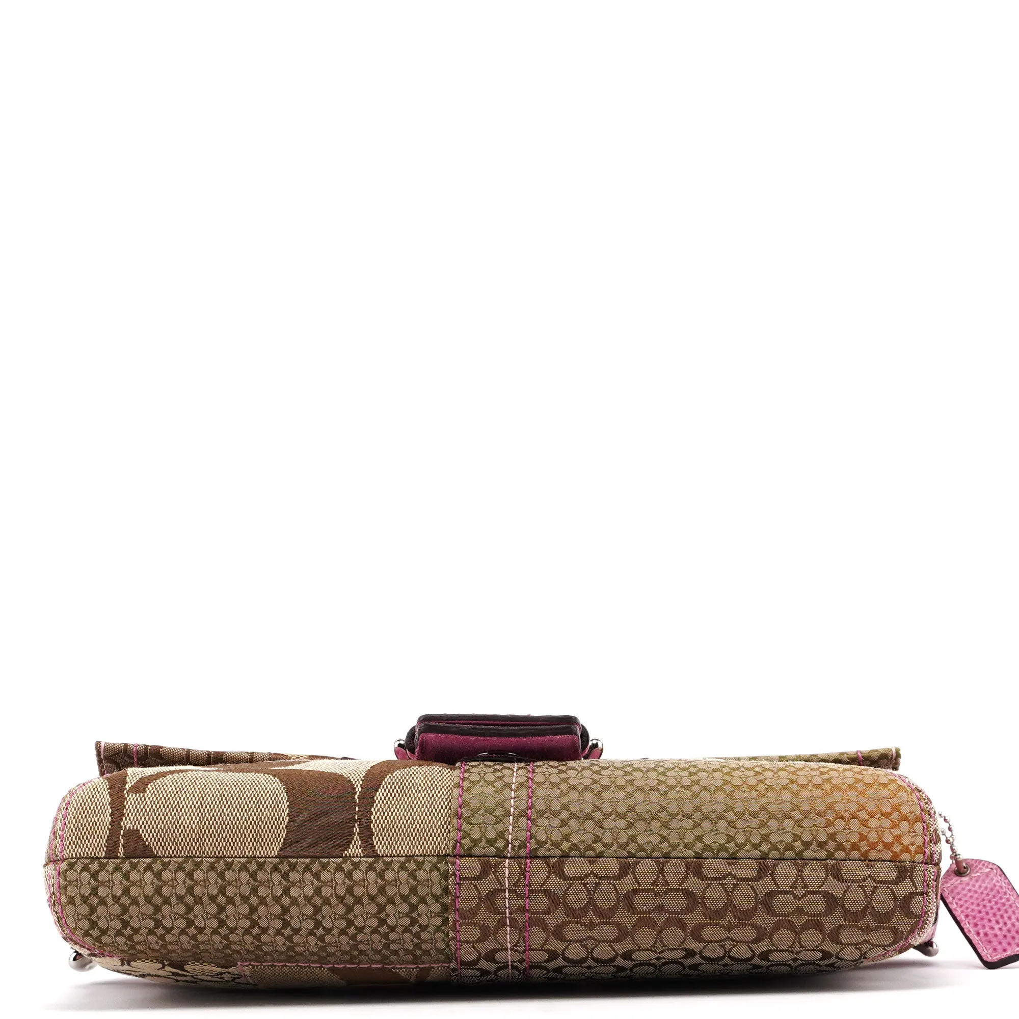 3689 Beige Pink Signature C Soho Shoulder Bag