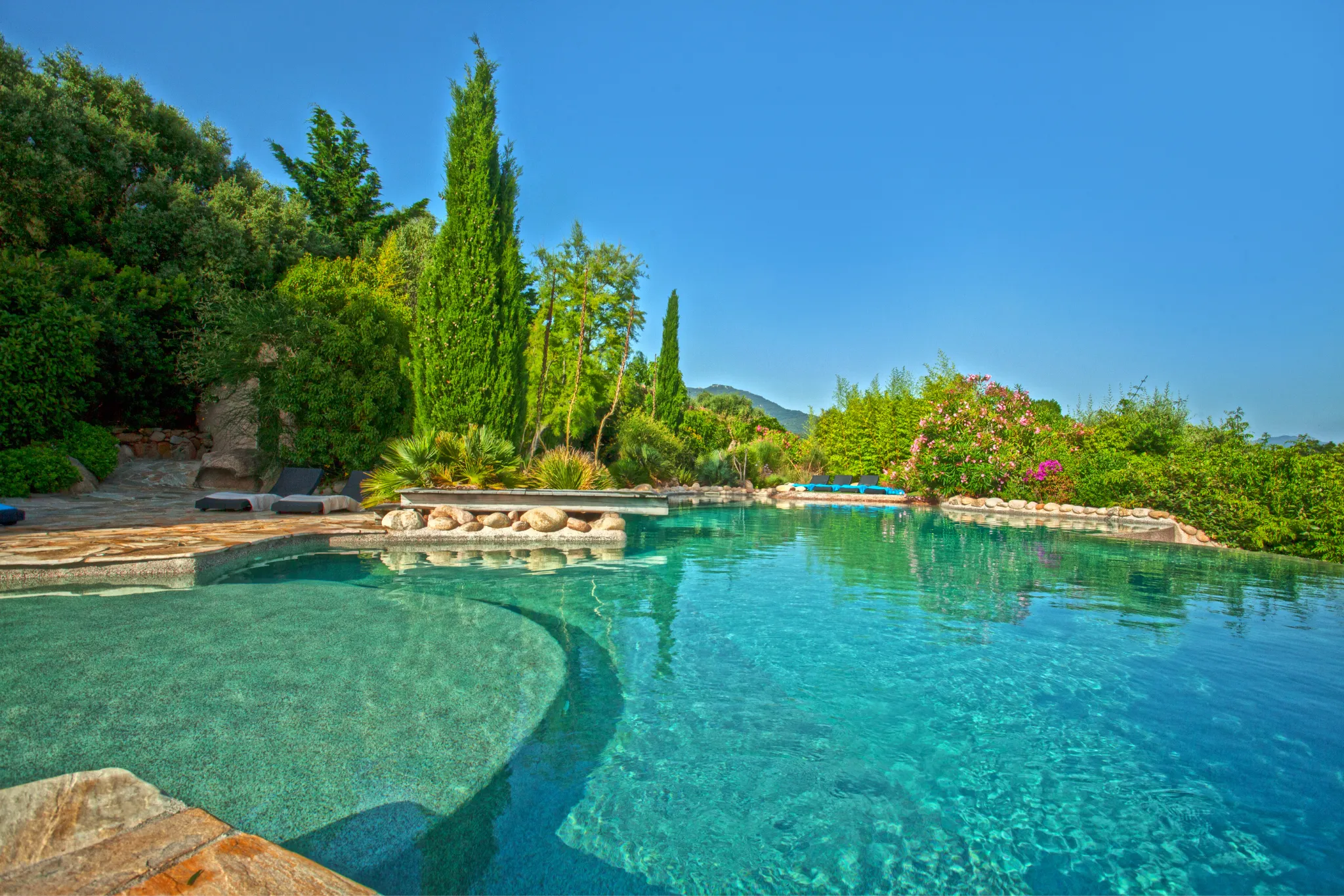 5* Coaching - Personal Growth Experience in Corsica with Valérie Orsoni & Zuliya Khawaja