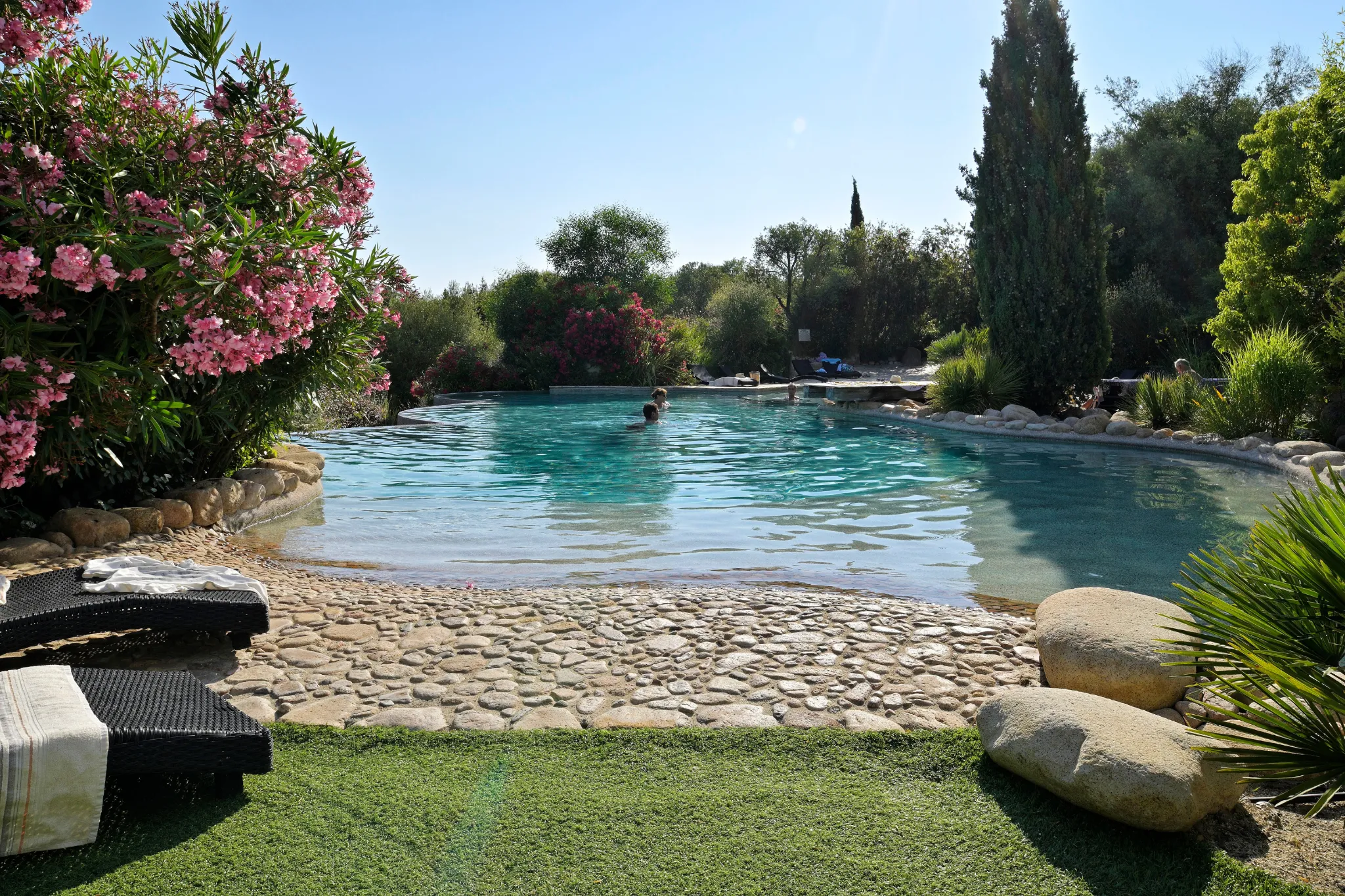 5* Coaching - Personal Growth Experience in Corsica with Valérie Orsoni & Zuliya Khawaja