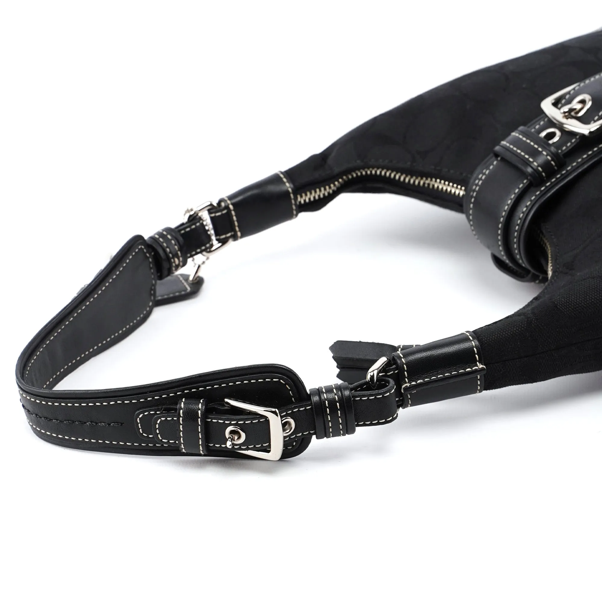 6823 Black Signature C Soho Shoulder Bag