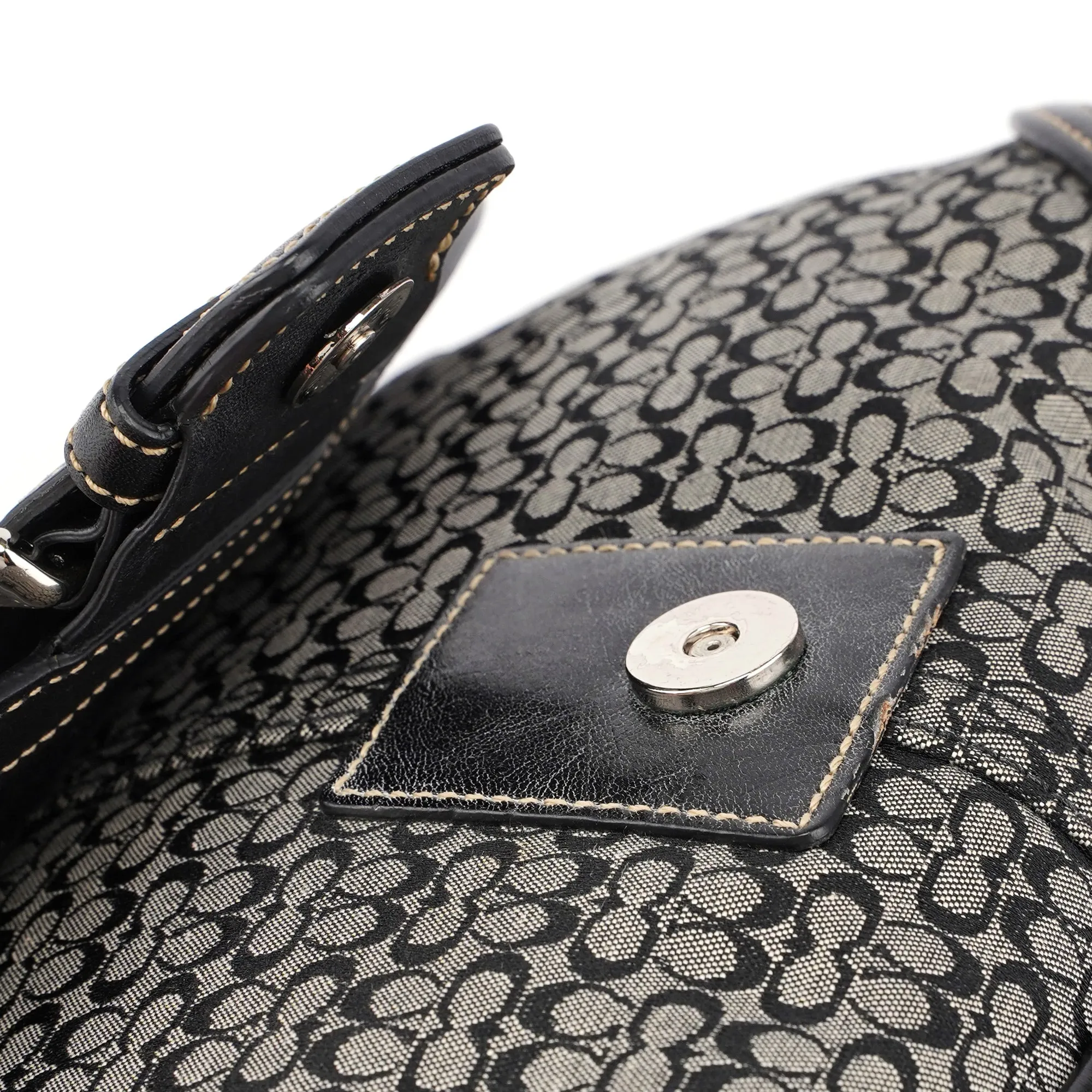 7078 Grey Signature C Soho Top Handle Bag