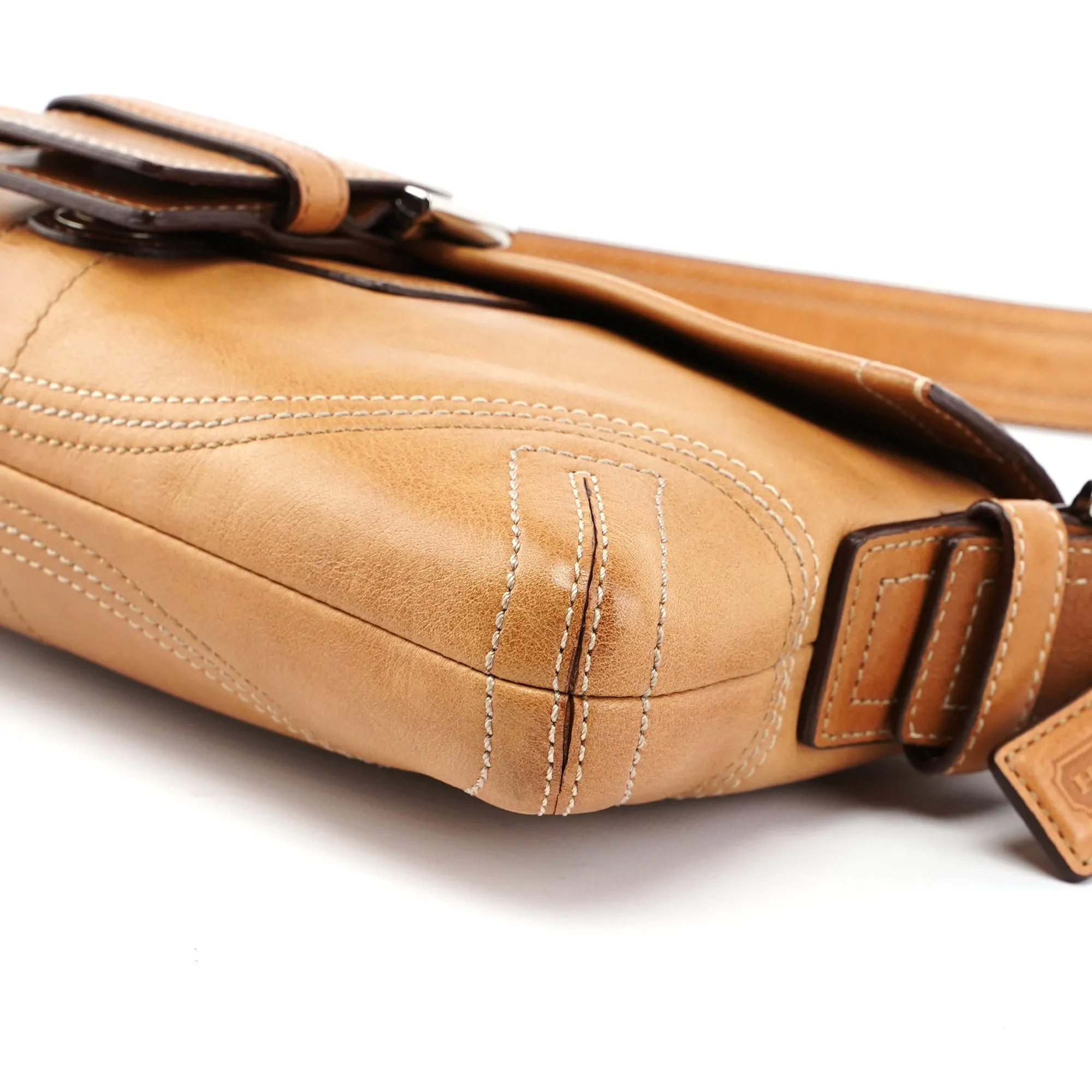 8A05 Camel Leather Soho Shoulder Bag