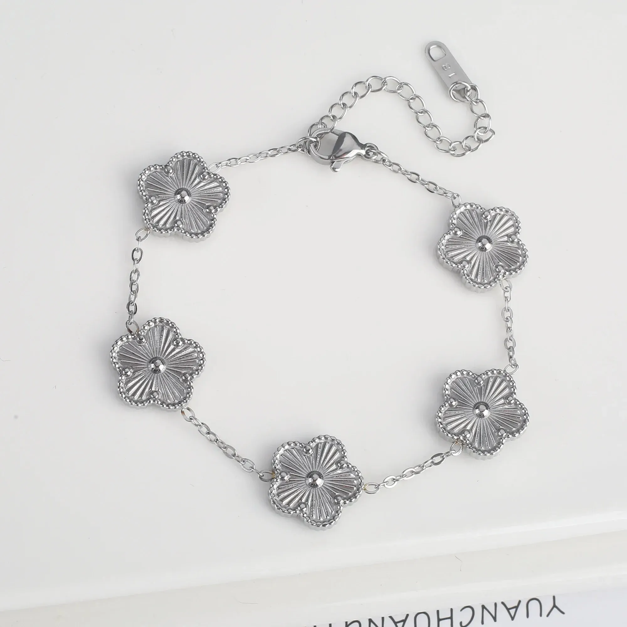 Adjustable New Design Gold Plated Stainless Steel 316L Plant Flower Bracelet With Five Leaf Petals Women's Luxury Gifts Clover