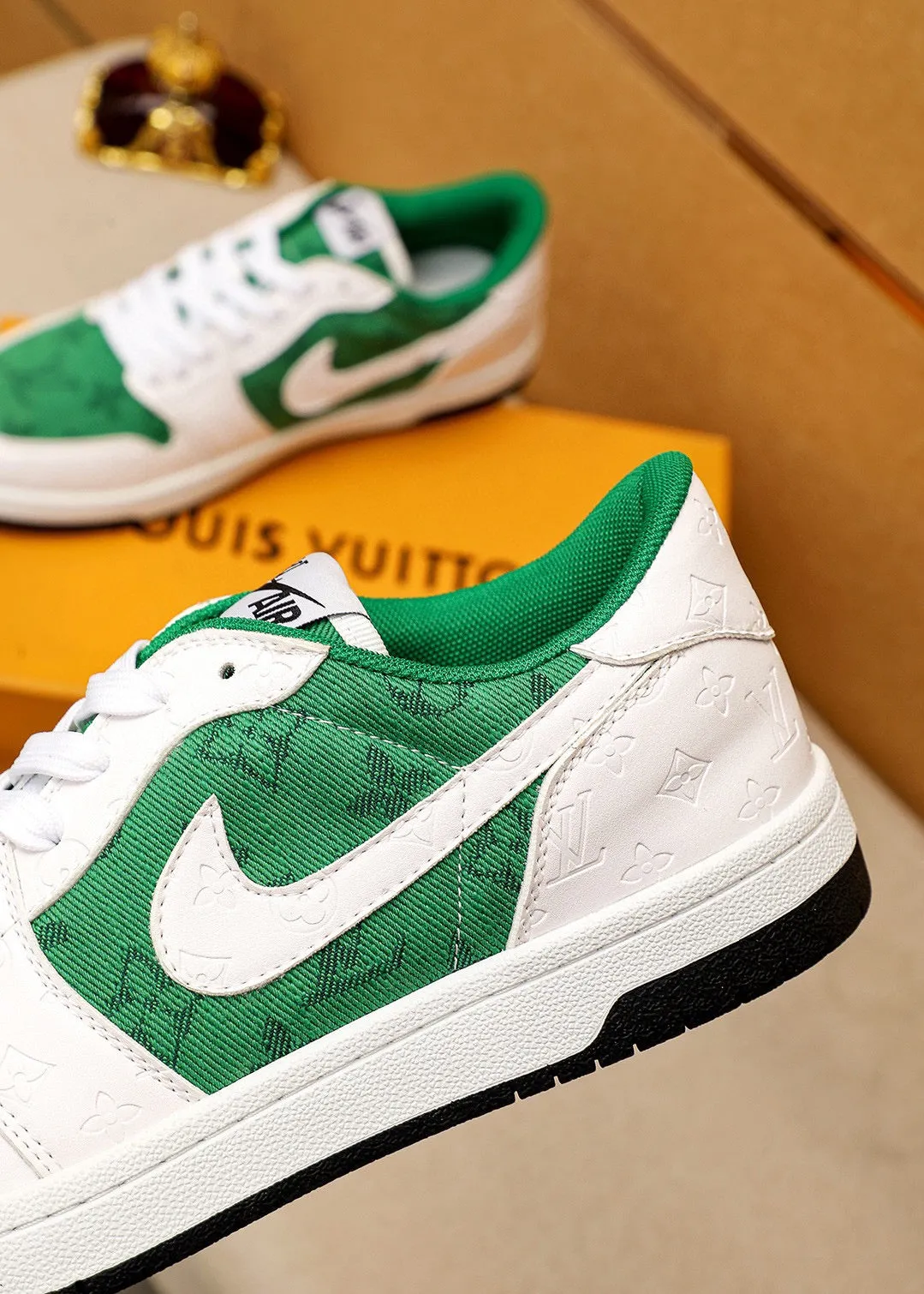 AIR FORCE LV MONOGRAM SNEAKER WHITE GREEN
