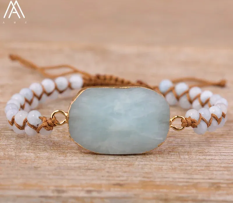 BRACELET À BRELOQUES EN PIERRE DE LUNE TISSÉES