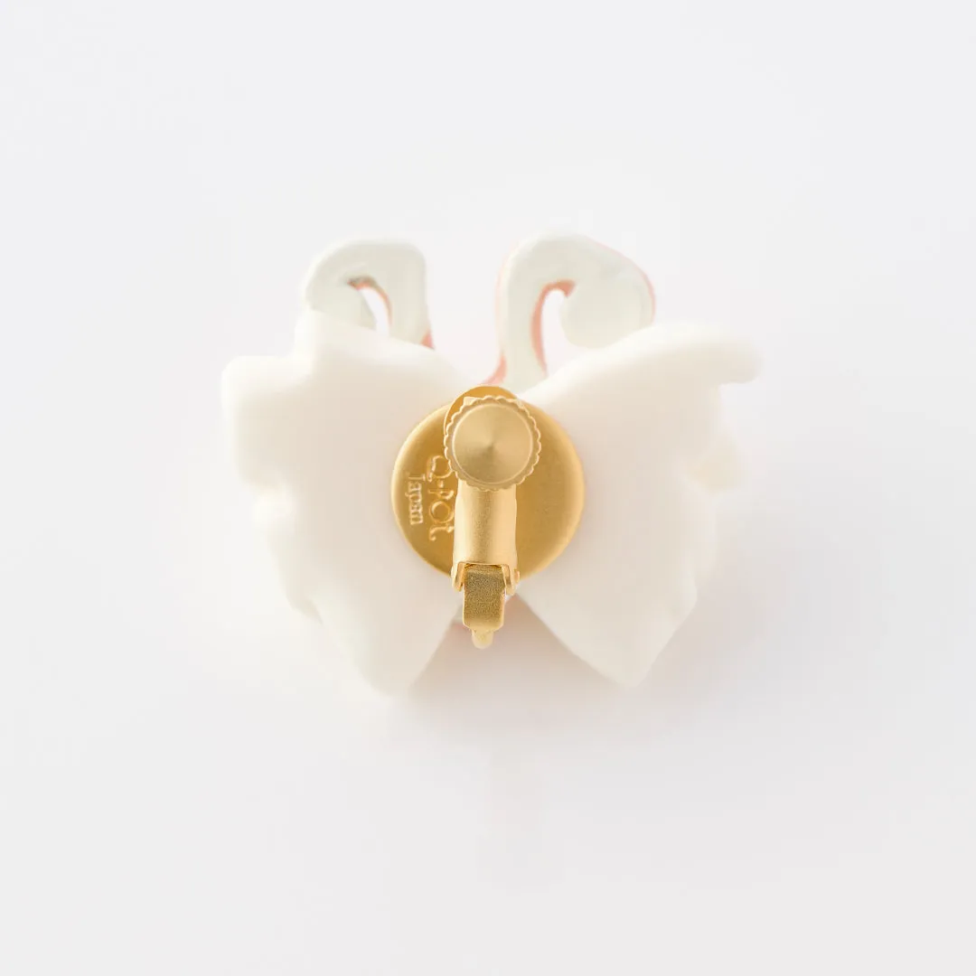 Butterfly Cream Clip-On Earring (Pink / Single)【Japan Jewelry】
