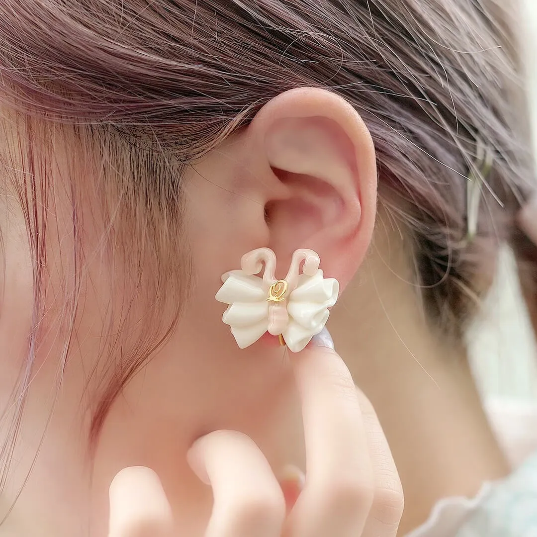 Butterfly Cream Clip-On Earring (Pink / Single)【Japan Jewelry】