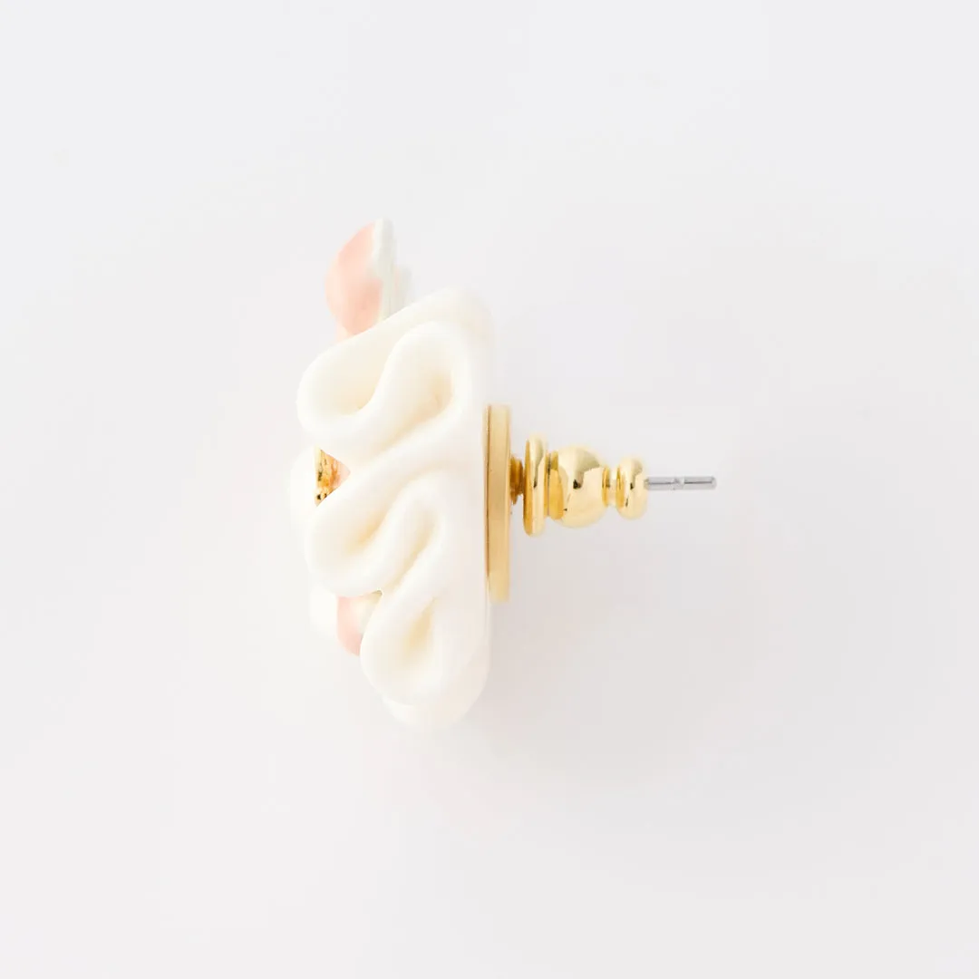 Butterfly Cream Pierced Earring (Pink / Single)【Japan Jewelry】