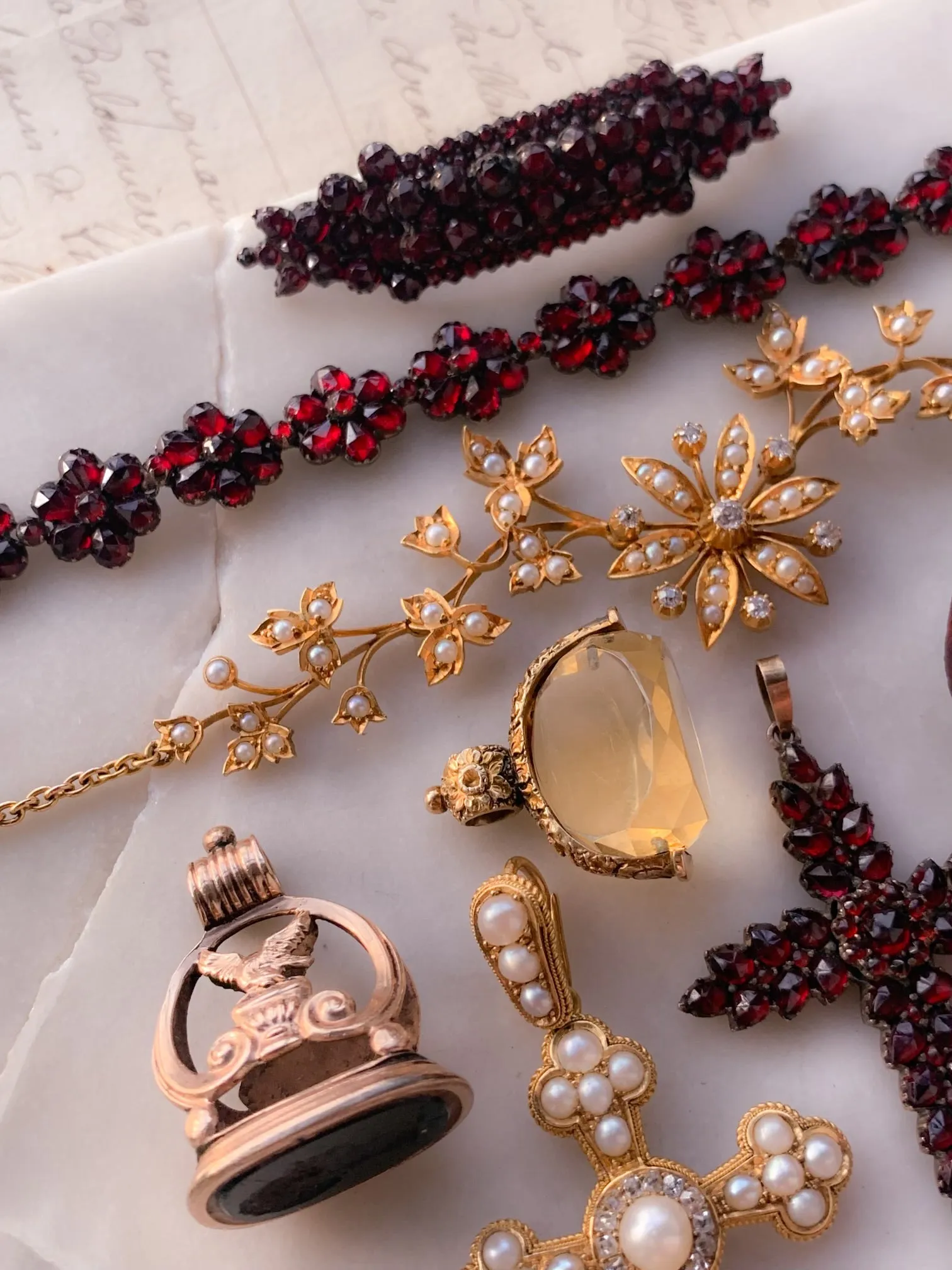 Delightful Bohemian Garnet Daisy Chain Bracelet   Delightful Bohemian Garnet Star in Low Grade Silver