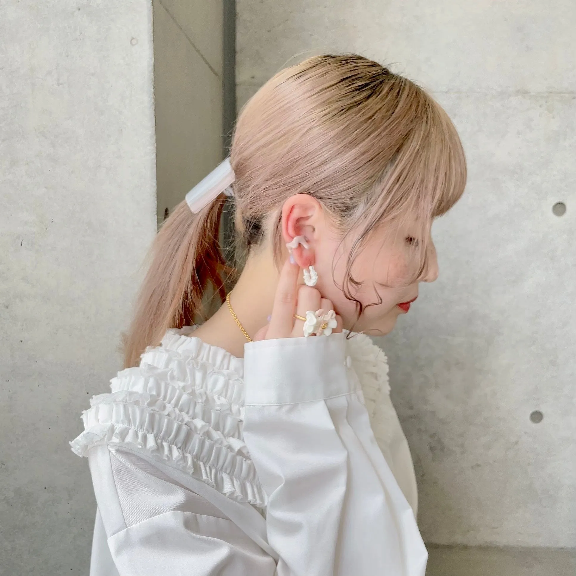 Frill Cream Small Hoop Pierced Earring (Pink / Single)【Japan Jewelry】