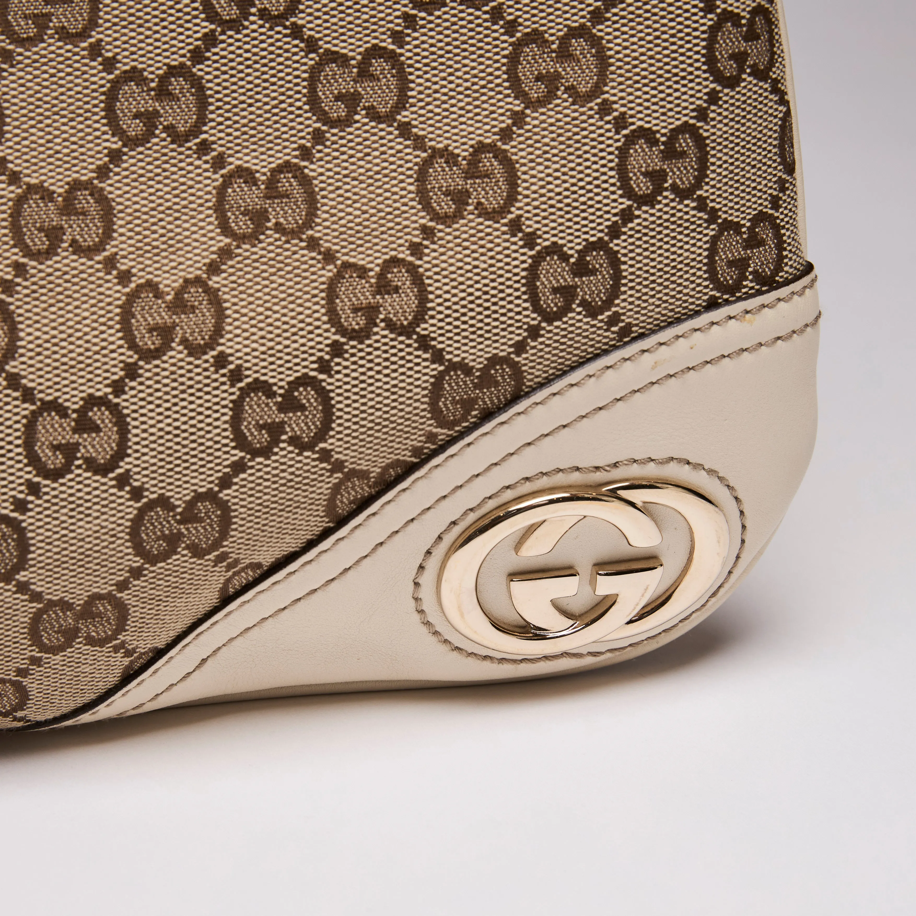 Gucci Brown & Cream GG Canvas Monogram Britt Shoulder Bag