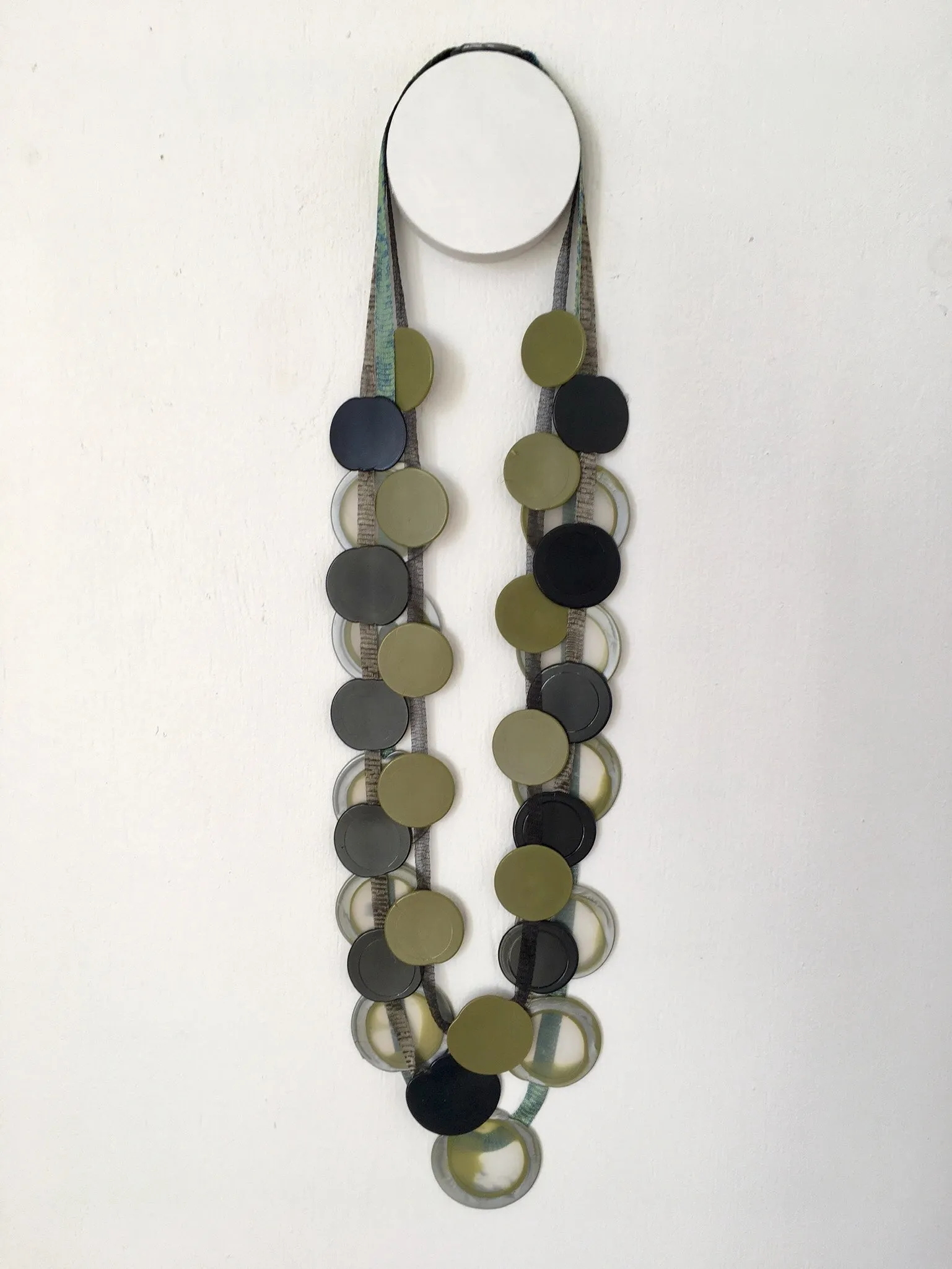 Infra 3 Strand Necklace - Black/Khaki