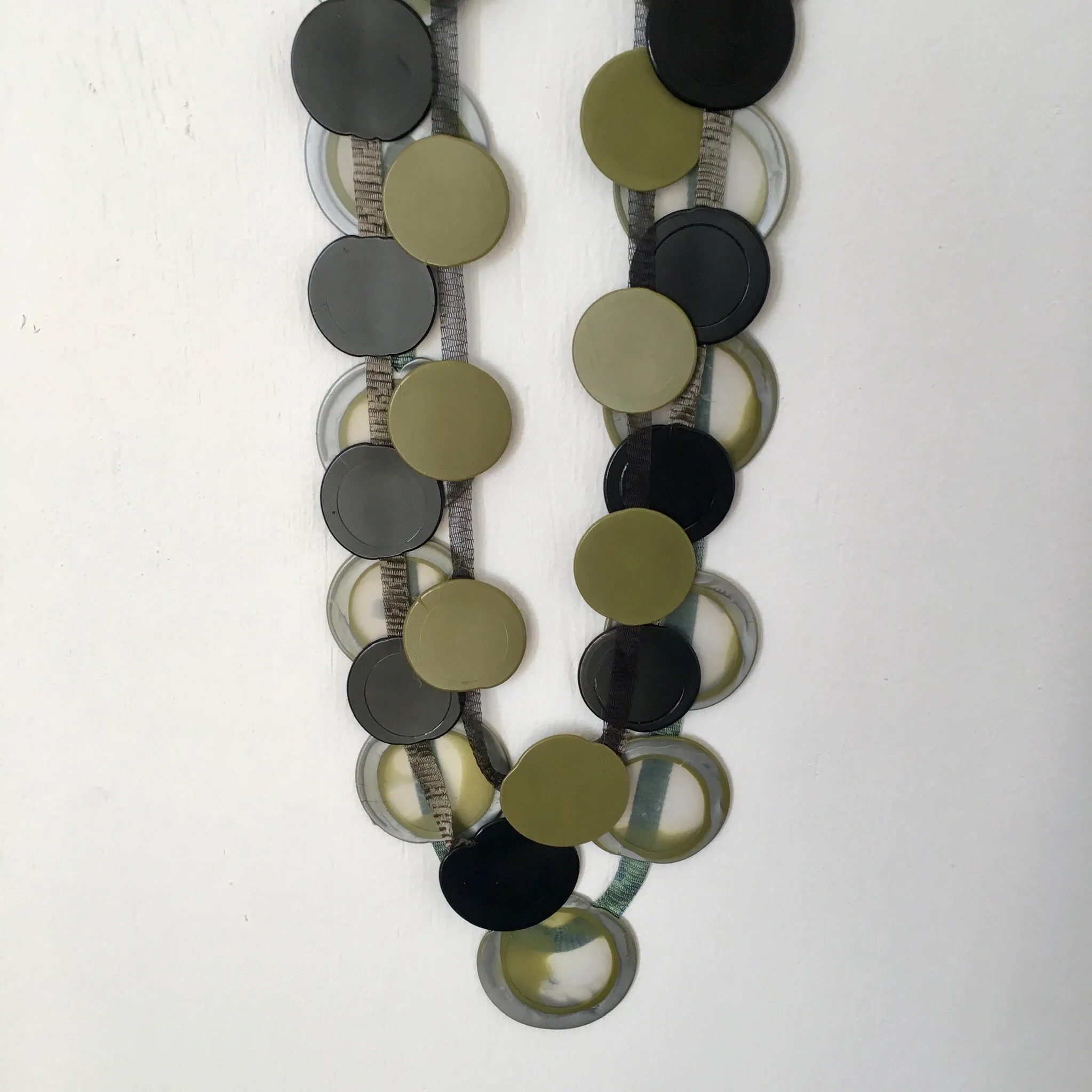 Infra 3 Strand Necklace - Black/Khaki