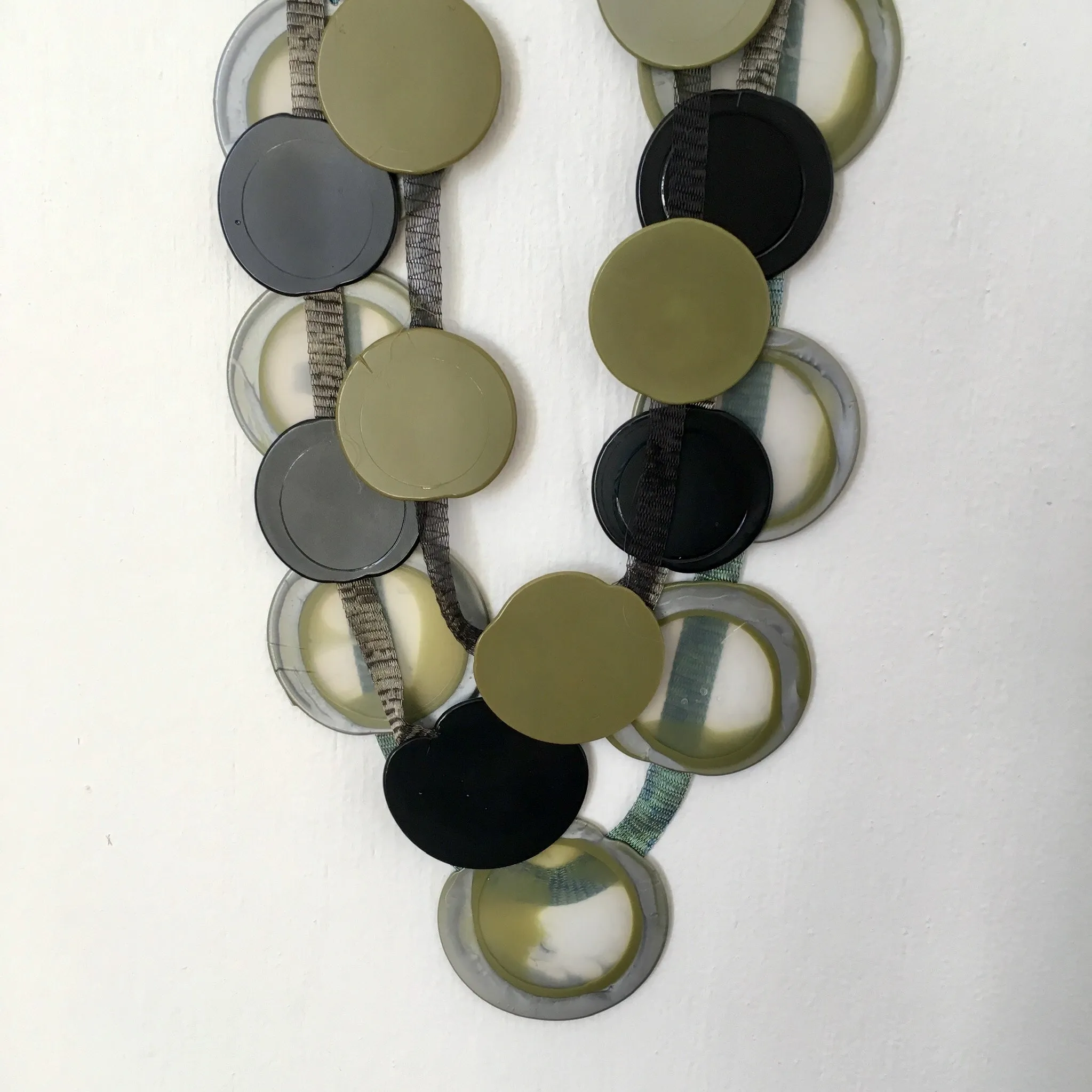 Infra 3 Strand Necklace - Black/Khaki