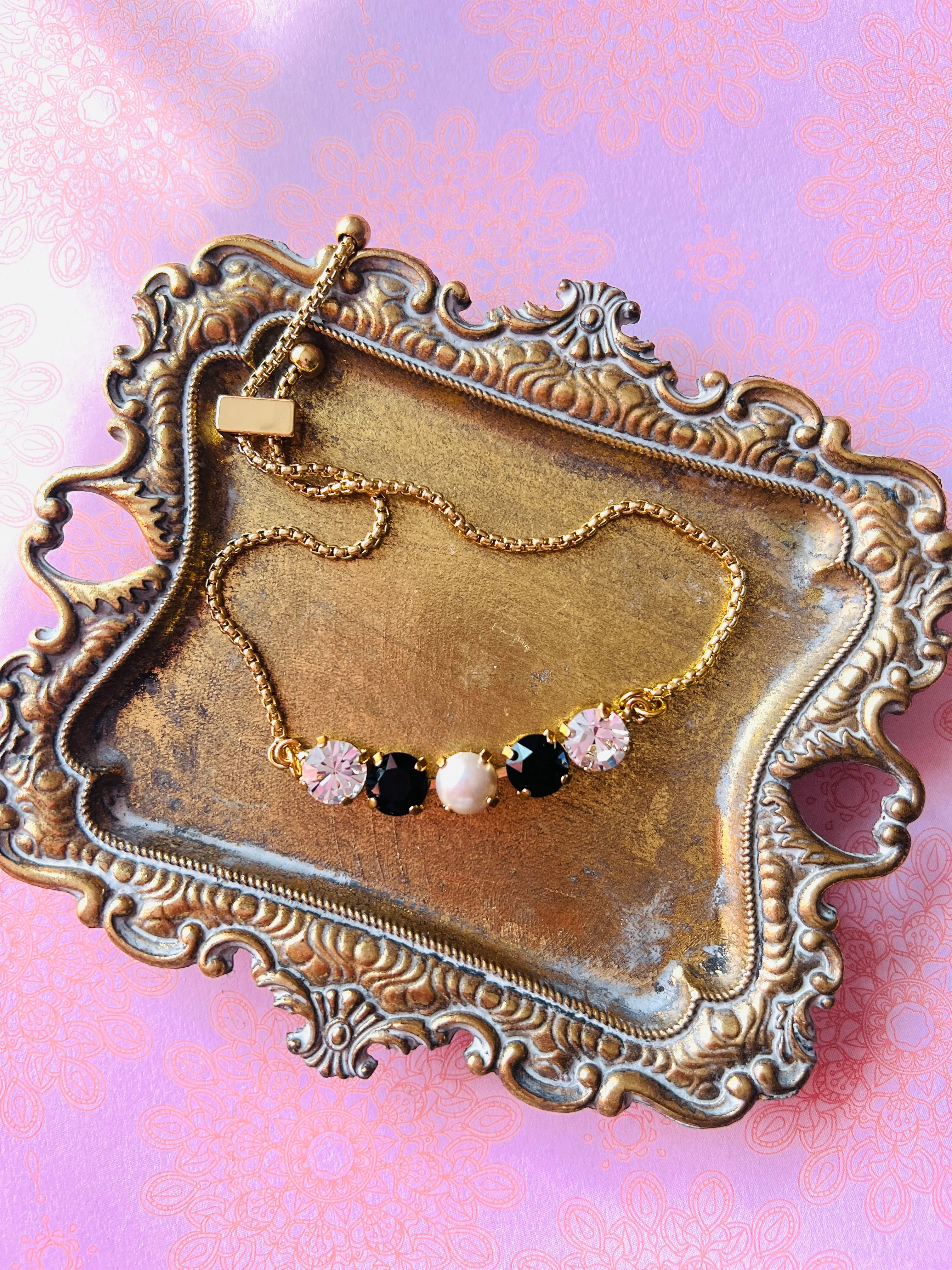 Libby Noir Adjustable Bracelet