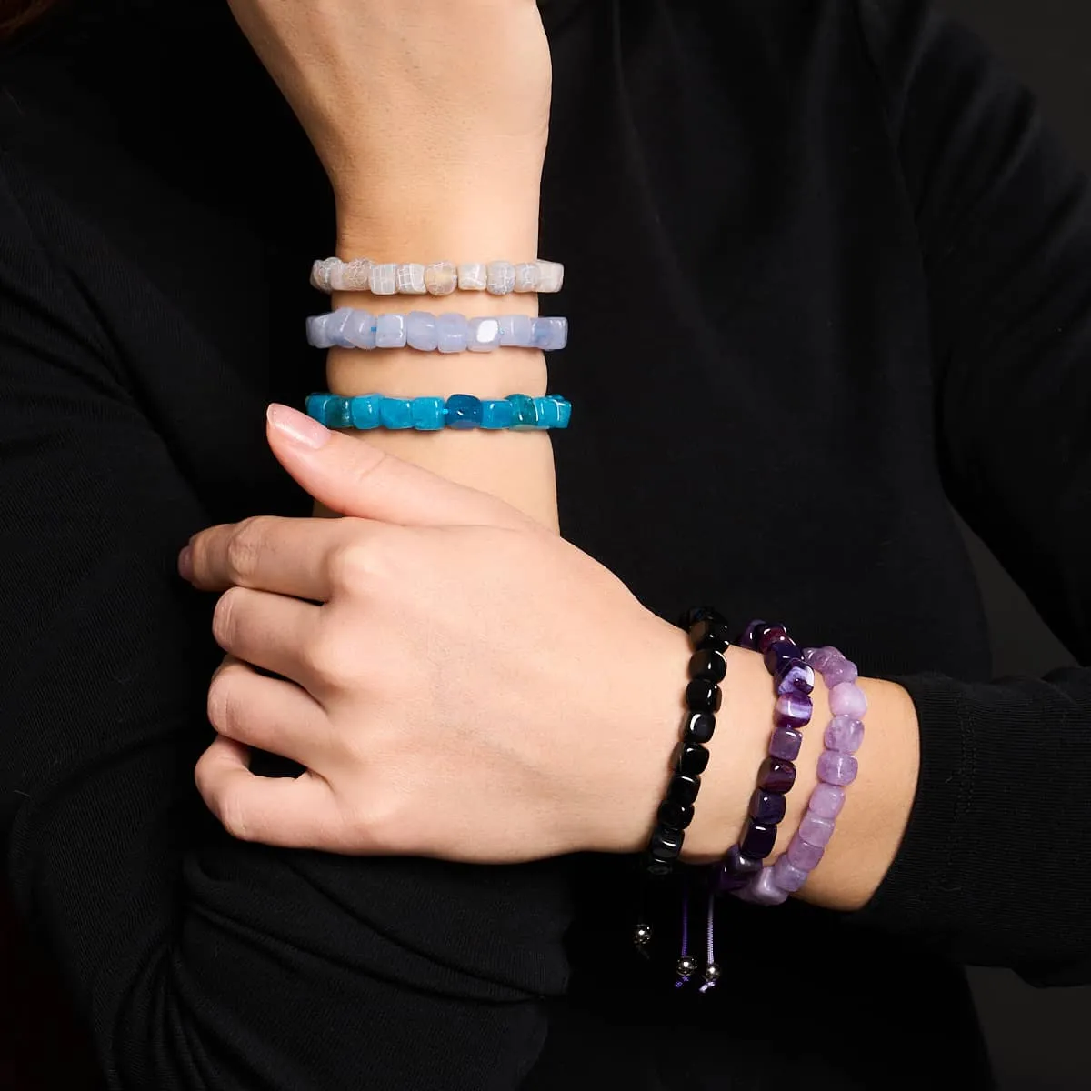 Light Blue Quartz | Silver | Gemstone Pebble Macrame Bracelet