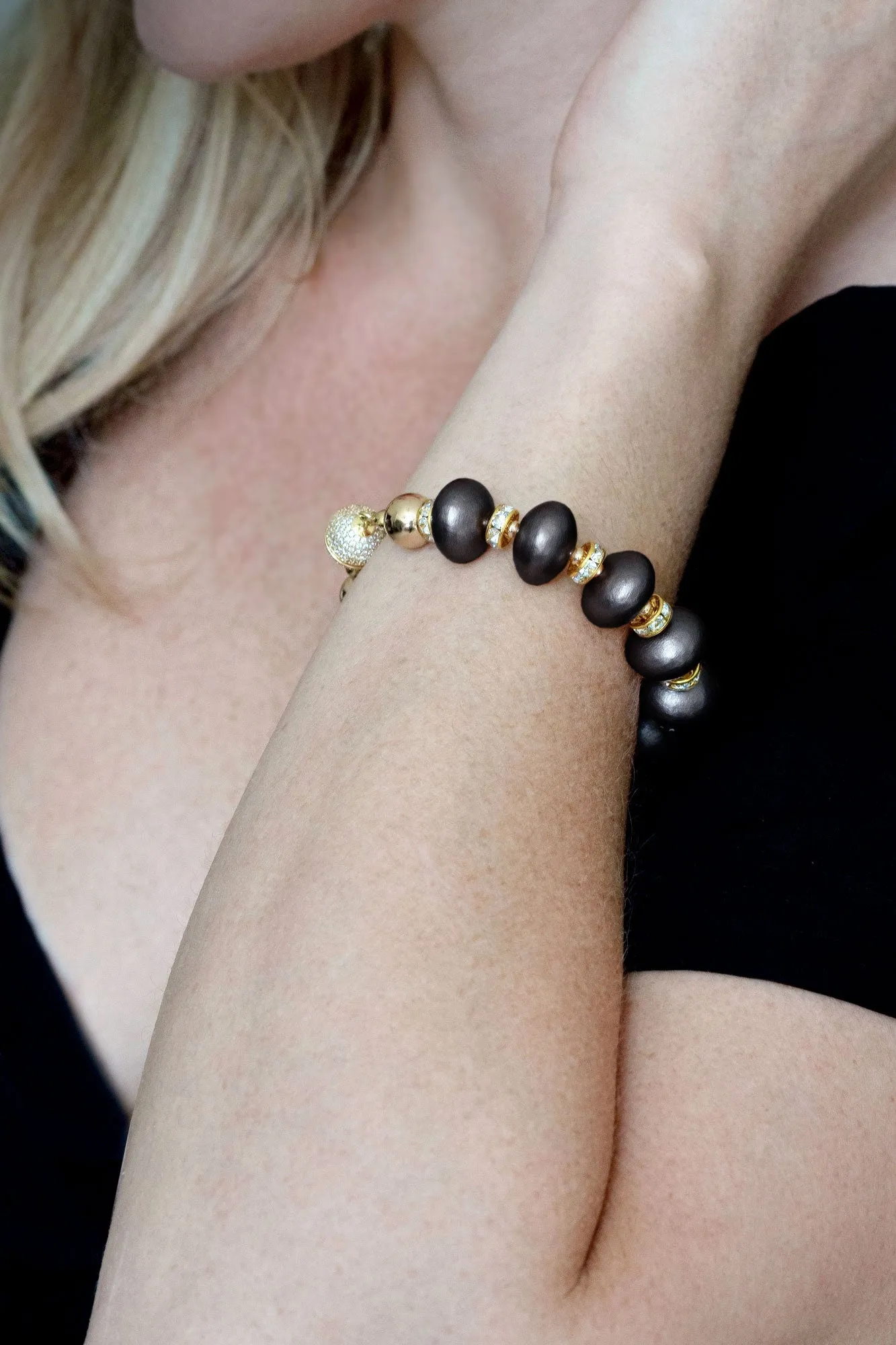 Mika Bracelet in Black Coral