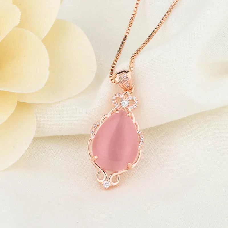 Mother’s Love 14k Gold Necklace