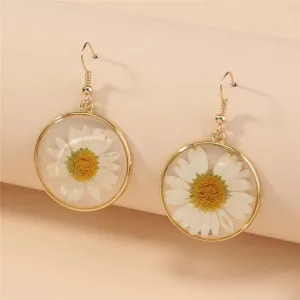 Nature Retreat Daisy Earrings
