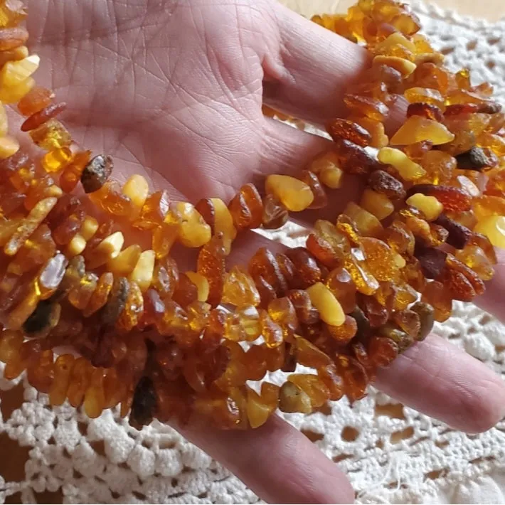 Ordinary Magic / Designer Jewelry Raw Amber Stone Hypoallergenic Necklace with Natural Amber Nuggets Gift for Momen