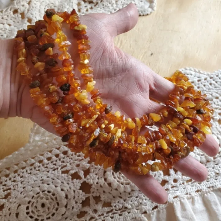 Ordinary Magic / Designer Jewelry Raw Amber Stone Hypoallergenic Necklace with Natural Amber Nuggets Gift for Momen