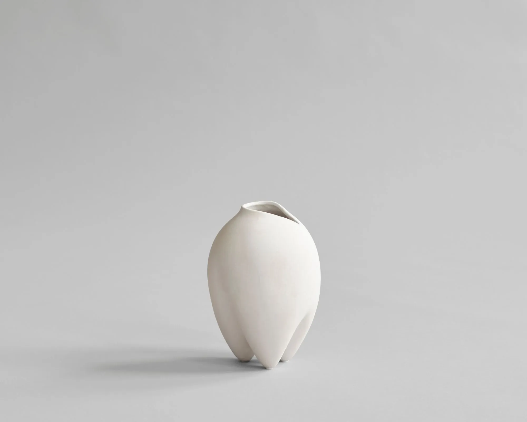 Sumo Vase Slim, Bone White