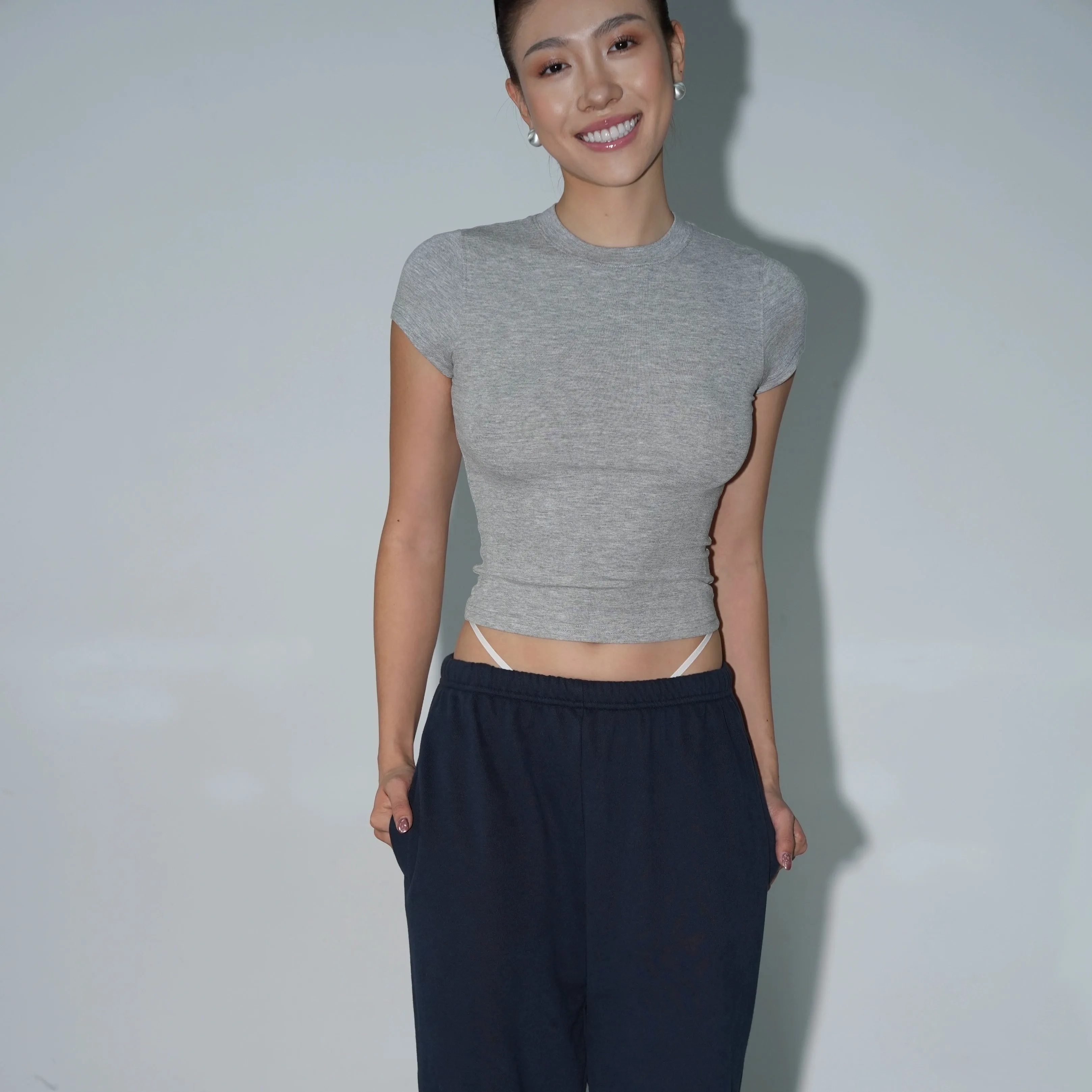 Three-Color Slim T-shirt Fashion Tops
