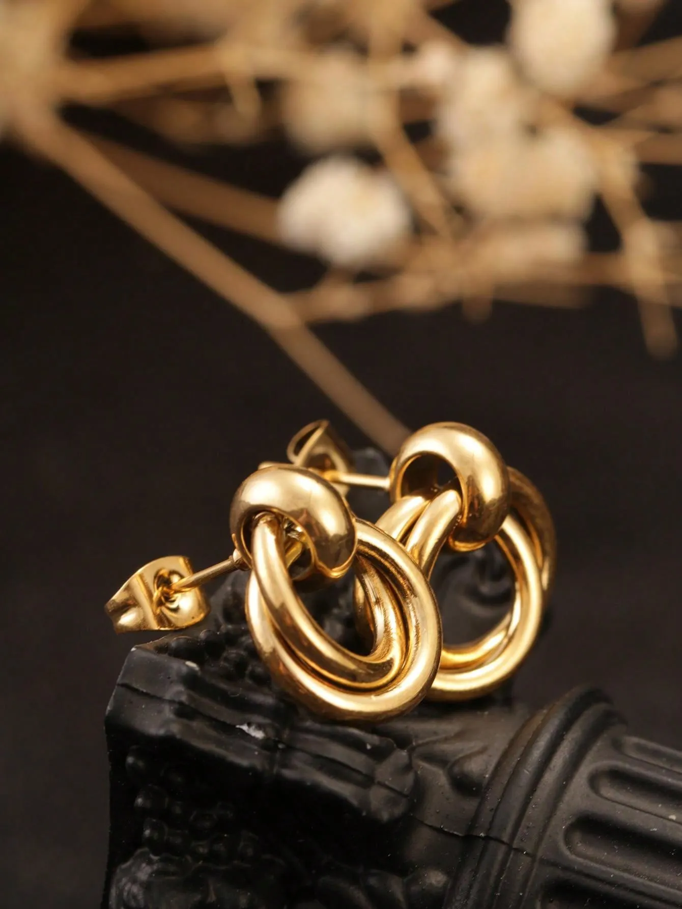 Titanium Twisted Hoop Earrings With 18K Gold